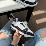 Boty Louis Vuitton Trainet Black / White-kůže, styl a pohodlí