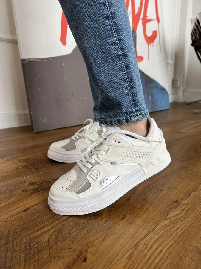 0f7a05ee-e207-4903-a255-f61df80c4033 Кеди DG White шкіряні — стиль та комфорт для щоденного носіння - obrazek 1