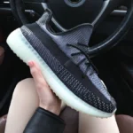 Sneaker Yeezy 350 V2 Asriel-sneaker tessile alla moda