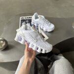Gimnastikos bateliai sportiniai bateliai Nike Shox TL Triple White-stilingas baltas storulis su амортизацией