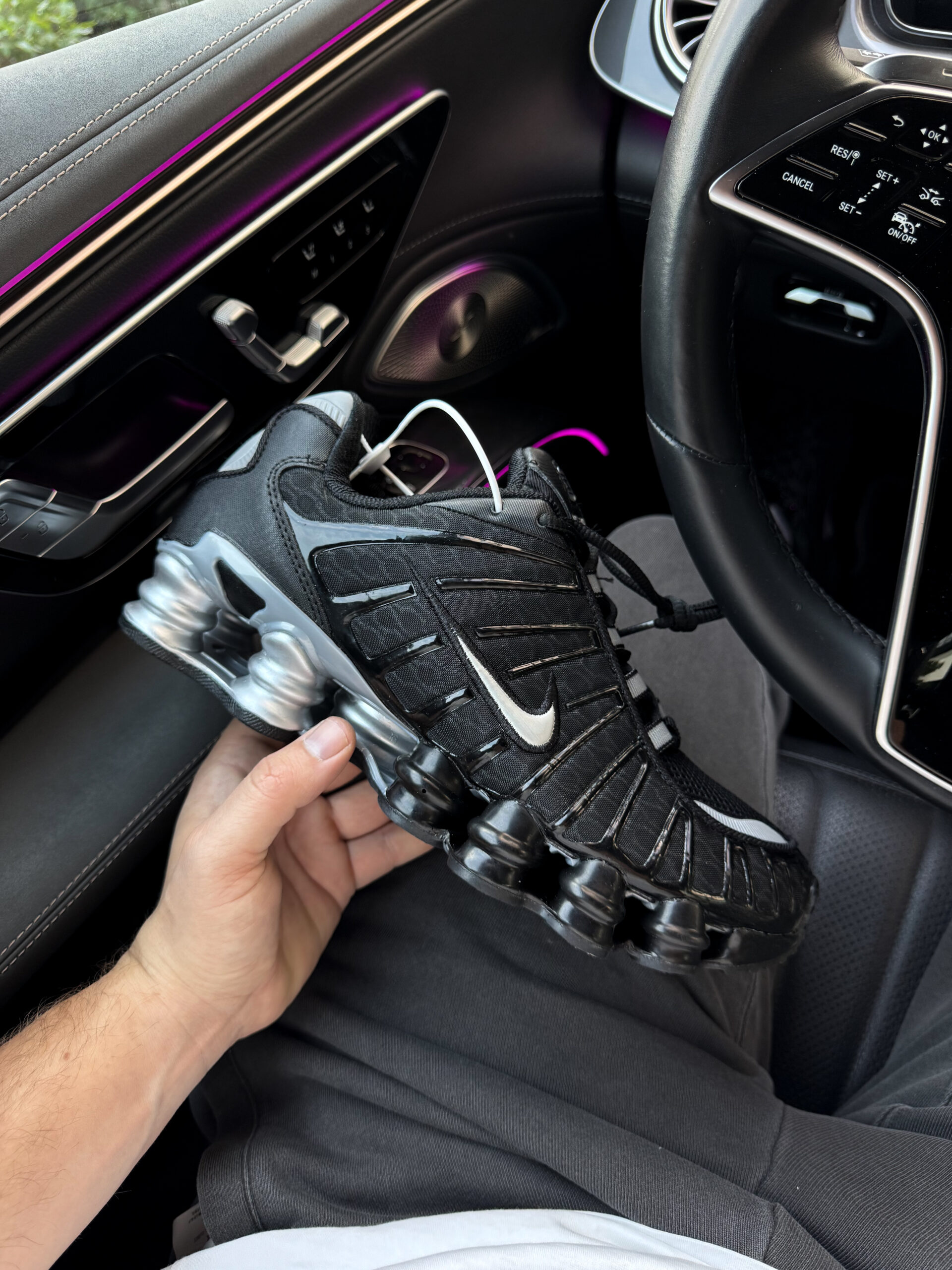 1e6c4c3f-803c-45af-b130-499e243b8b70 Shox TL black/Grey textile running shoes for sports and daily wear - Image 1