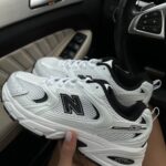 Кросівки New Balance 530 White/Black Premium шкіра/сітка — стиль та комфорт