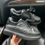 LV black Fur tenisky-kožené stylové tenisky s kožešinovým povrchem