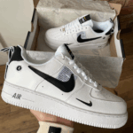 Кеди Nike Air Force 1'07 LV8 Ultra White — шкіряні стильні кроси