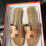 Капці Hermes Oran Sandals Brown 2 — шкіряні жіночі шльопанці