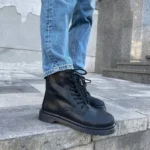 Чоботи Classic Black замшеві для стильного та комфортного носіння