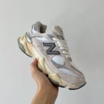 Кросівки 9060 Sea Salt White замшеві та текстильні білі