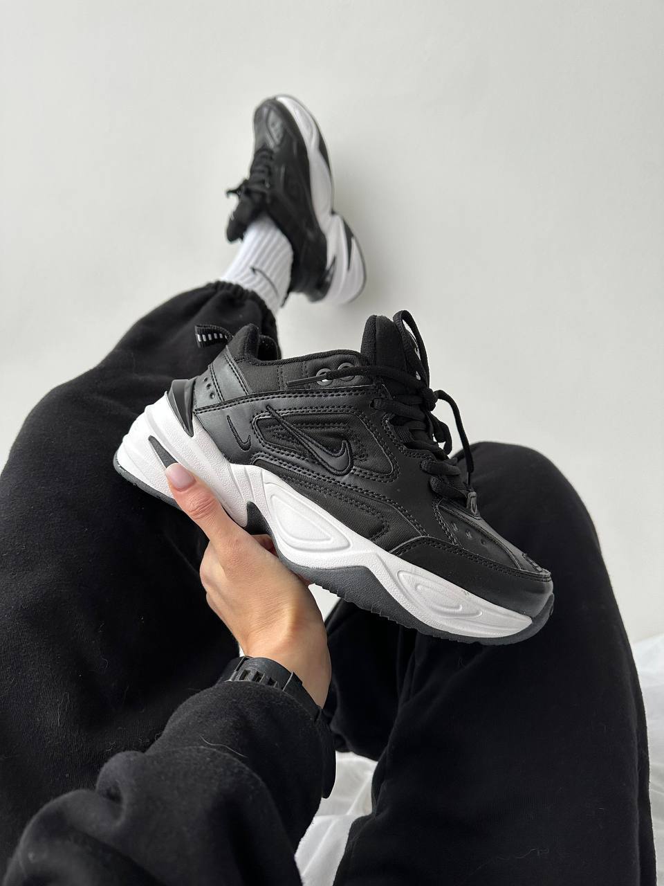 3f7f7046-5f5b-418f-adbd-840af716da68 NIKE M2K Tekno svart / Hvit sneakers-herre sko i norge - Bilde 1