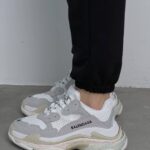 Кросівки Balenciaga Triple S White замшево-текстильні — модний стиль