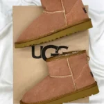 UGG Classic Mini II Boot Beige Pink — жіночі зимові уггі з овчиною