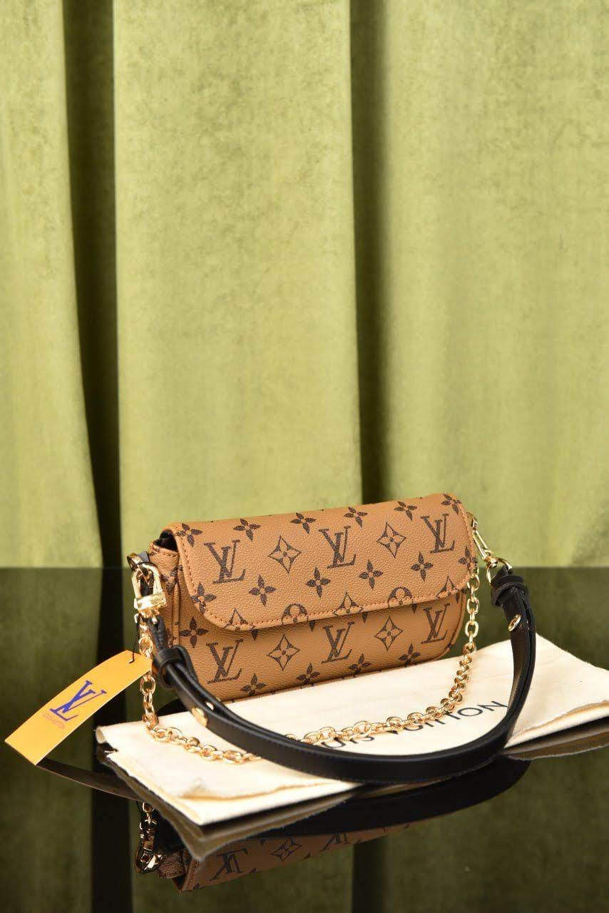 4987915e-5140-44c4-919d-4a2fd9d6c12b Louis Vuitton bag-stylish women's bag made of eco-leather - Image 1