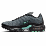 Nike Air Max Plus TN "Tiffany Quad" sneakers – style and comfort