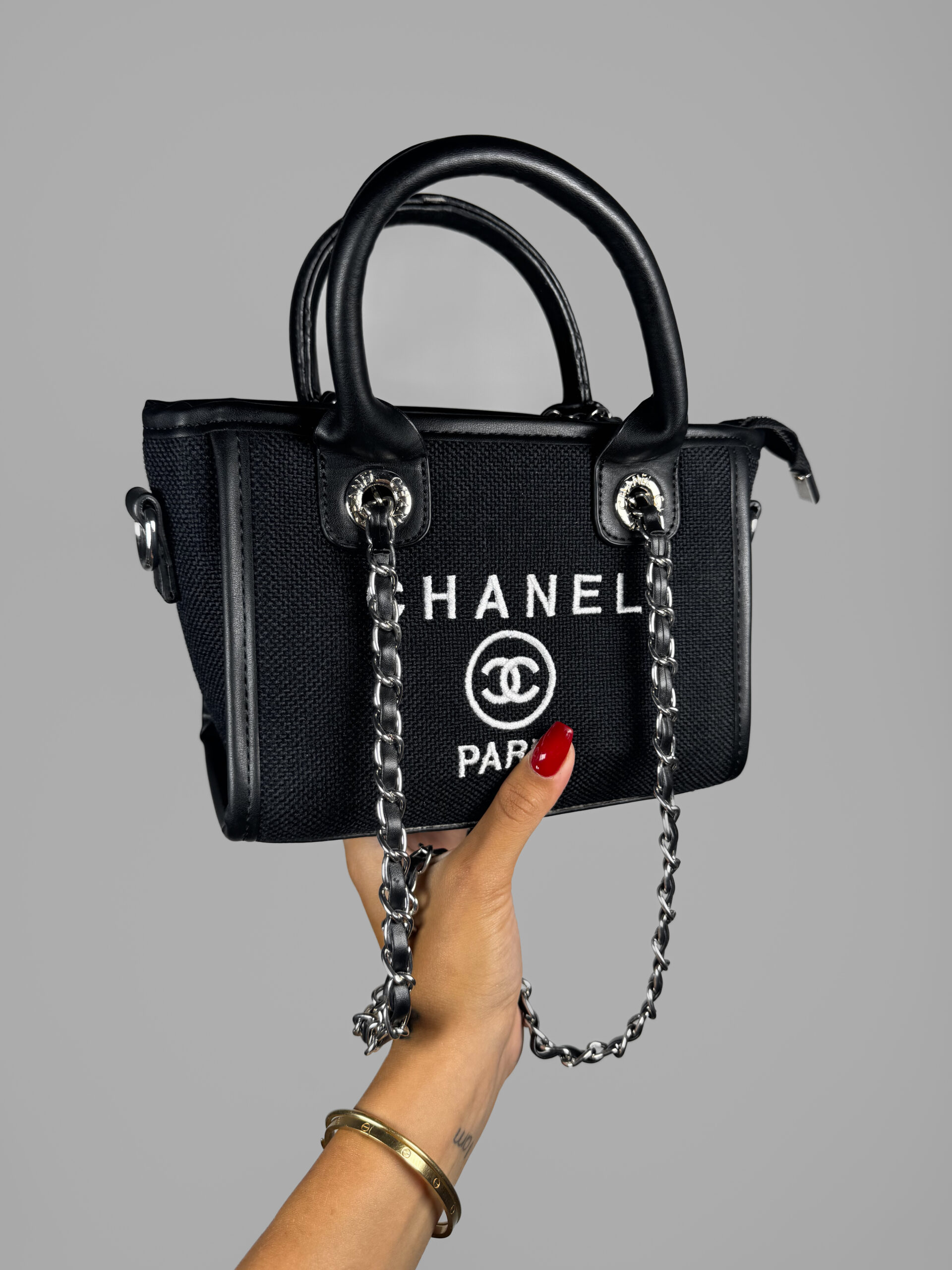 537a1614-00d1-43ea-b1b6-611321767f95 Chanel sac-élégant textile femmes sac 20×15×8 cm – Image 1