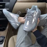 Кросівки Yeezy 700 Blue — стильні текстильні рефлективні кросівки