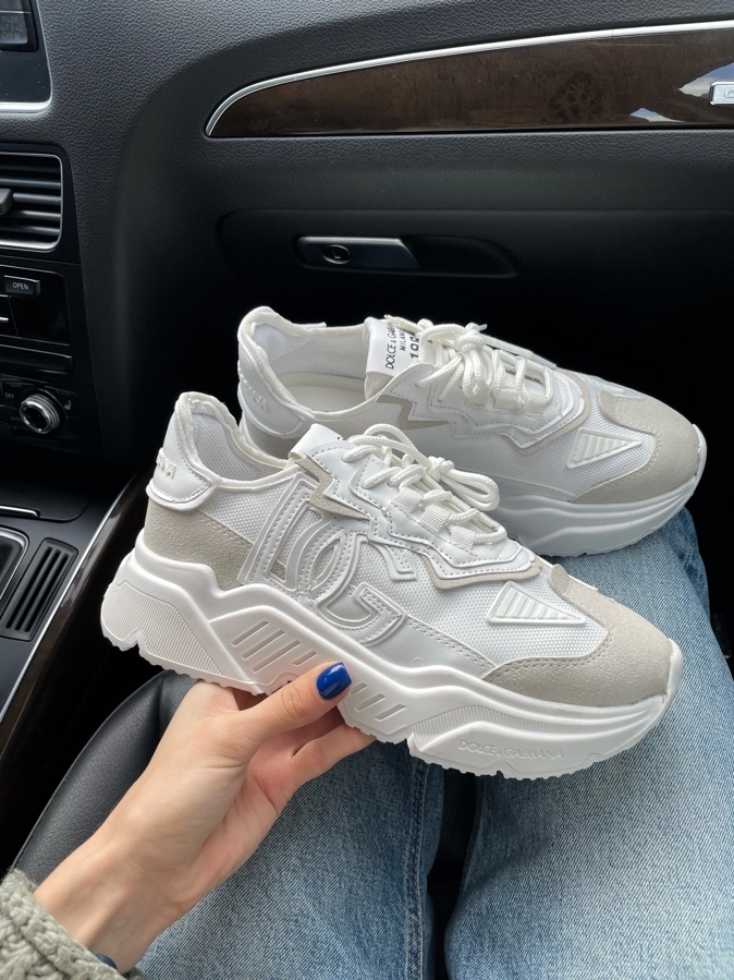 6be5f2af-e9f9-44c3-92ca-c74c2b2b2d60 DG Daymaster White Sneakers aus Leder und Textil für den täglichen Komfort – Bild 1