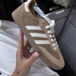 Ad Samba OG Cardboard zamšādas tekstila čības stilīgam izskatam