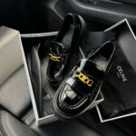 Mocassins Celine Loafers Black en cuir classique pour un look élégant