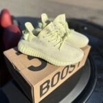 Les baskets 350 v2 Lemon sont des baskets Textiles élégantes pour un confort quotidien
