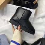 Уггі Ugg Mini Black Leather No Logo жіночі чорні шкіряні