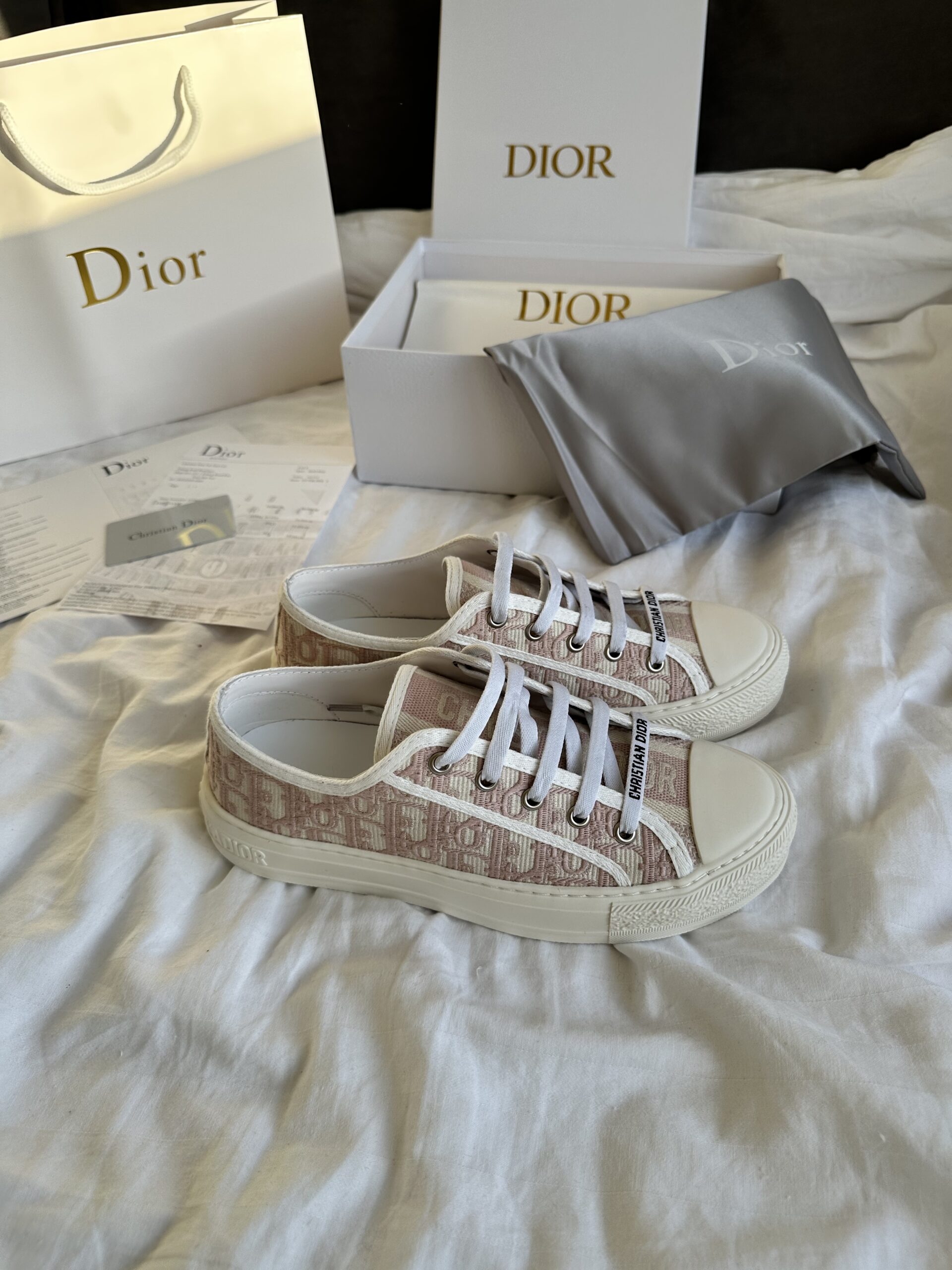 80fc5dfc-98b7-41fe-a613-5441fff701fe Dior Sneakers Low Pink Premium čības-ādas un tekstila sieviešu čības - Image 1