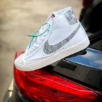 Nike Blazer Mid ' 77 zebra čības - stilīgas sale augstās kedas