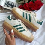 Gazelle Bold Beige / Green čības - zamšādas stilīgas čības smilškrāsas zaļas