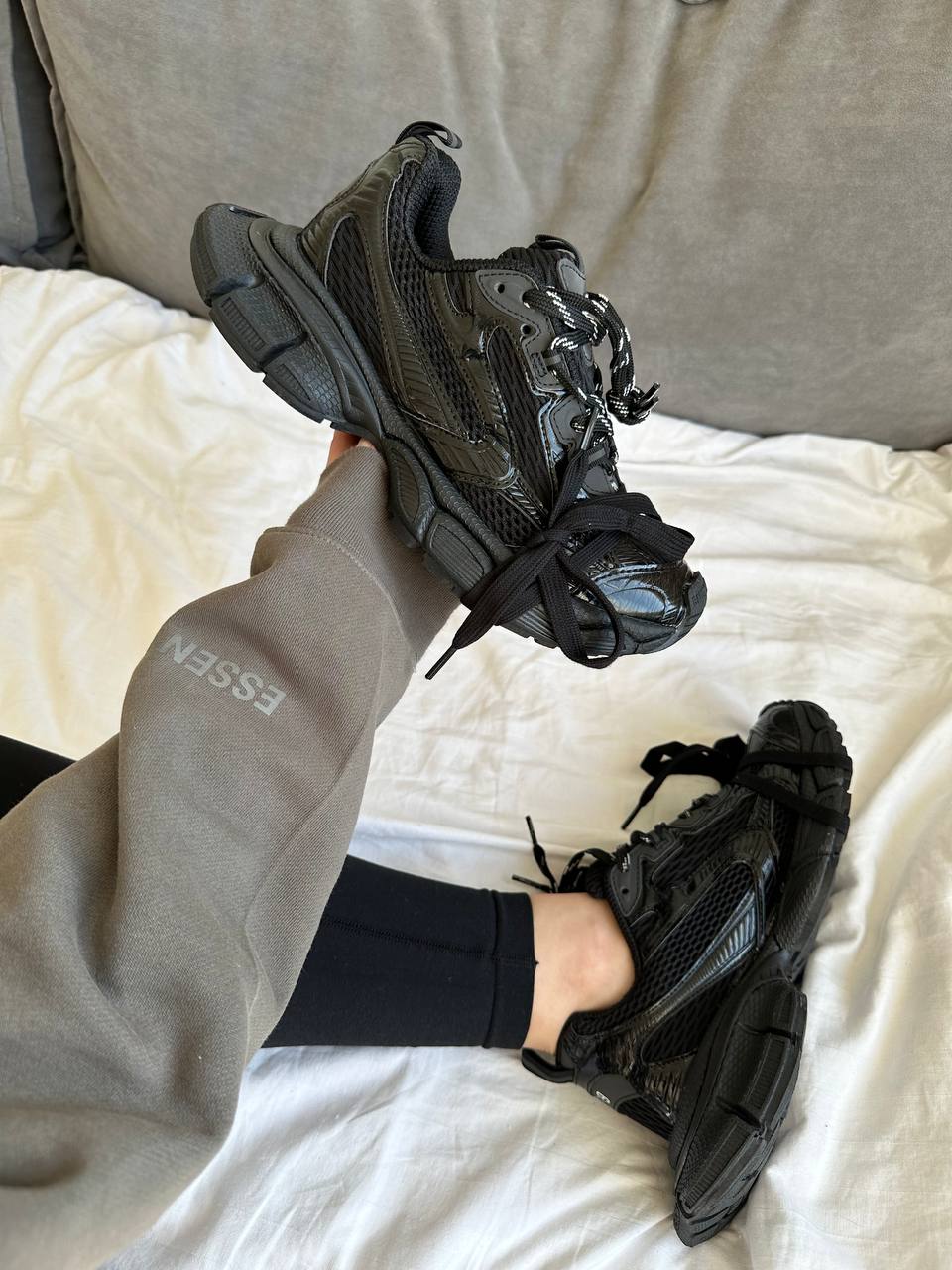 9d1b5bbb-1cfa-424f-ae8c-1cfccea00050 Кросівки 3 XL Black шкіряні чорні - Зображення 1