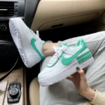 Baskets air Force Shadow White Green-baskets en cuir élégantes avec des accents