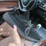 Кросівки 350 V2 Black Full Reflective текстильні — стиль і комфорт