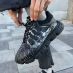 Sporta apavi Versace Trigreca Black āda ir stilīgs un prēmijas