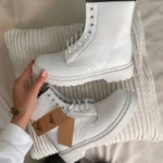 Чоботи 1460 White Fur – шкіра та хутро, стильні та теплі