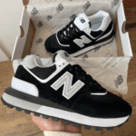 Le sneakers New Balance 574 Legacy Black sono eleganti e versatili