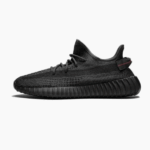 Adidas Yeezy 350 V2 Mustat heijastavat tennarit-tekstiiliä heijastavilla nauhoilla