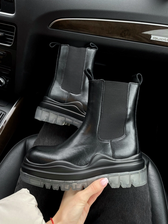 e678379c-e09a-4917-91a7-0740cbdef0d4 Чоботи Bottega Veneta Black Clear Sole — шкіряні зимові з флісовою підкладкою — изображение 1