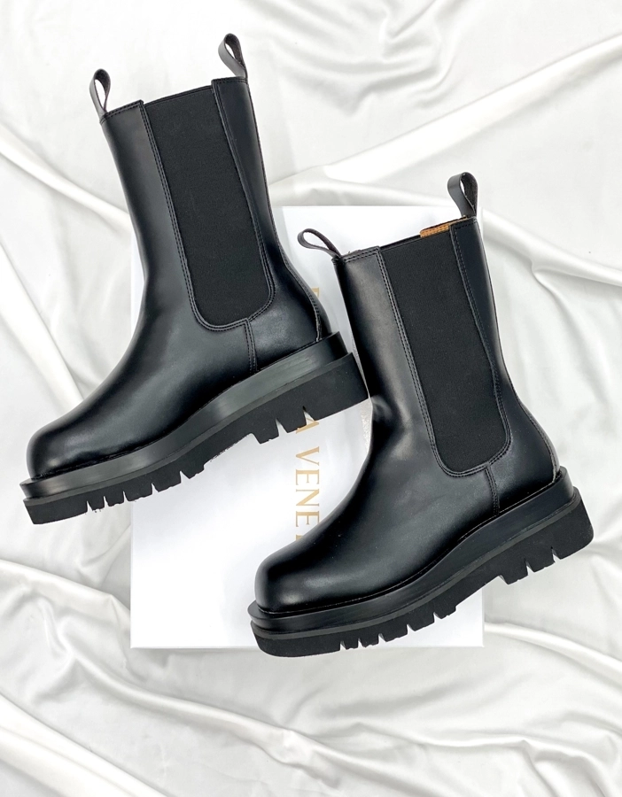 ec3c41a4-d36b-4af2-9bdc-47d5e056cebe Lugg Støvler-kvinners italienske lærstøvler, på salg - Bilde 1