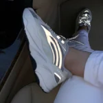 Кросівки Yeezy 700 Static — стильні текстильні кросівки для міста