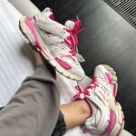 Кросівки Balenciaga Track White/Pink шкіряні — стильні жіночі кросівки