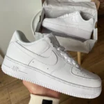 Кеди Nike Air Force 1’07 White Premium — шкіряні класичні кросівки
