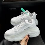 Кросівки Balenciaga Triple S Clear Sole — шкіряні стильні кросівки