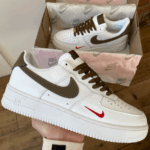 Кеди Nike Air Force 1 Low 07 Essenti Mocco — шкіряні стильні кроси