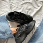 Кросівки 700 Black — зручні текстильні кросівки чорного кольору