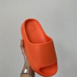 Adidas Yeezy Slide Orange Slipper Neu-Premium-leichte Schaumstoffschiefer