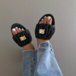 Капці MIU MIU Matelassé Nappa Black — стиль і комфорт на щодень