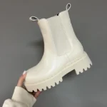 Leather TRACTOR cream boots made of leather and fleece