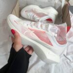 Storulis Vista Lite White, Red tekstilės-lengvas ir stilingas