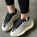 Кросівки Yeezy 700 V3 Azael — текстильні чоловічі спортивні