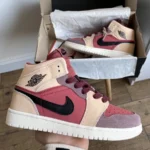 Nike Air Jordan 1 Retro High Multicolor nahast / seemisnahast tossud-stiilne
