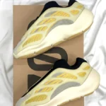 Yeezy 700 v3 Safflower tenisky-textilní a síťované stylové Crossy