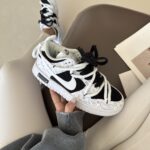 Baskets NIKE SB DUNK Bandana White-Black-style et confort Premium