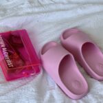 Капці Adidas Yeezy Slide Pink – легкі пінні сланці